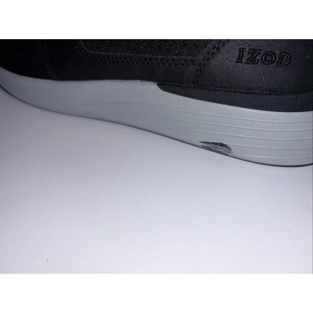 IZOD Men's Bannister Lace Up Memory Foam Slip On Sneaker Black - Size US 8 NEW